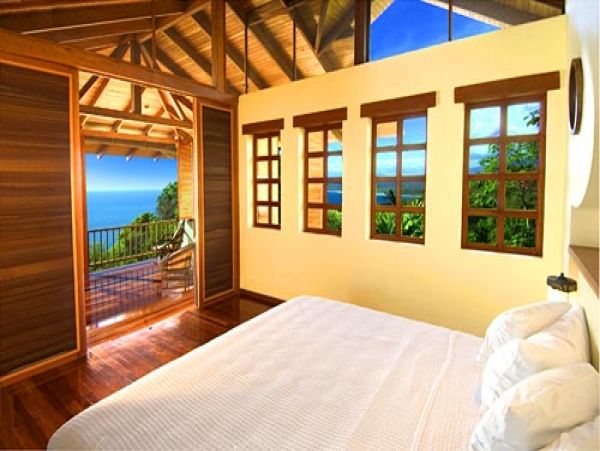 This luxury Vacation Villa Comes fully Staffed
