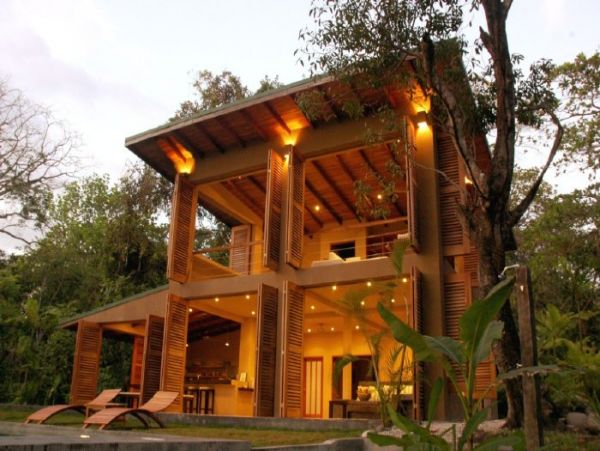 Beachfront Vacation Villa Located on Beach in Nicoya Peninsula
