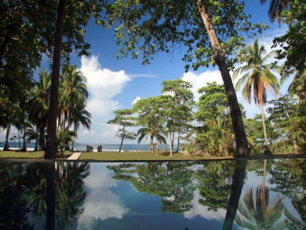 Beachfront Vacation Villa Located on Beach in Nicoya Peninsula