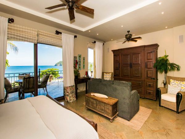 Flamingo Costa Rica Luxury Vacation Villa Stroll to Beach