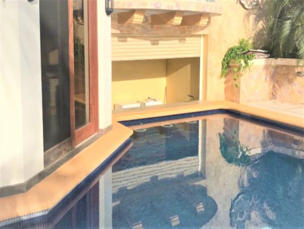 Costa Rica Luxury Vacation Rental Home in Playa Flamingo