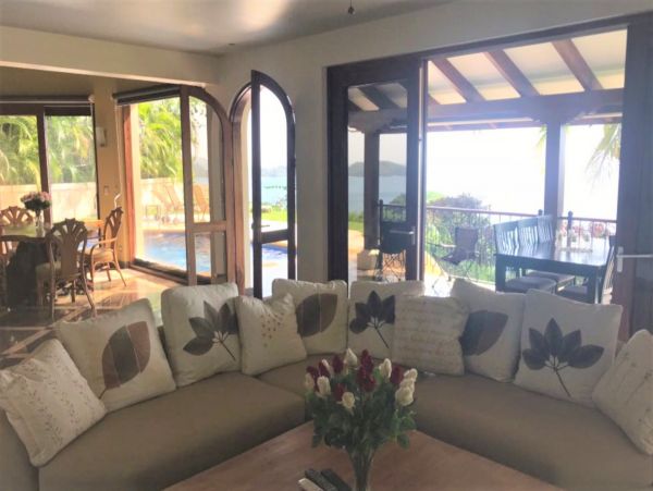 Costa Rica Luxury Vacation Rental Home in Playa Flamingo