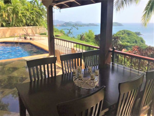 Costa Rica Luxury Vacation Rental Home in Playa Flamingo