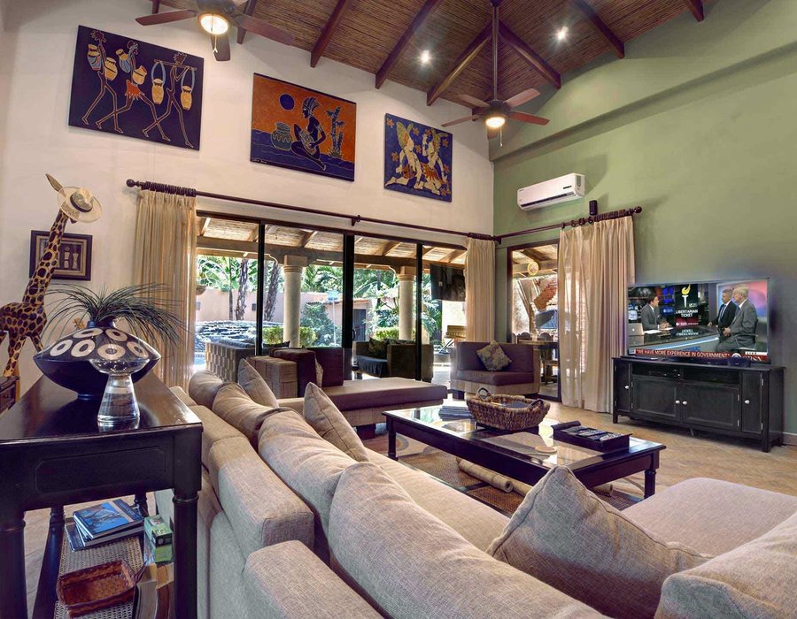 Stunning Vacation Pool Villa in Flamingo Costa Rica Sleeps 4