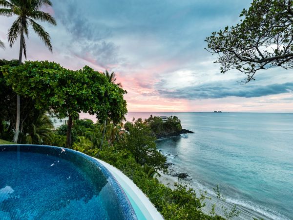 Playa Flamingo Luxury Villa Steps to beach