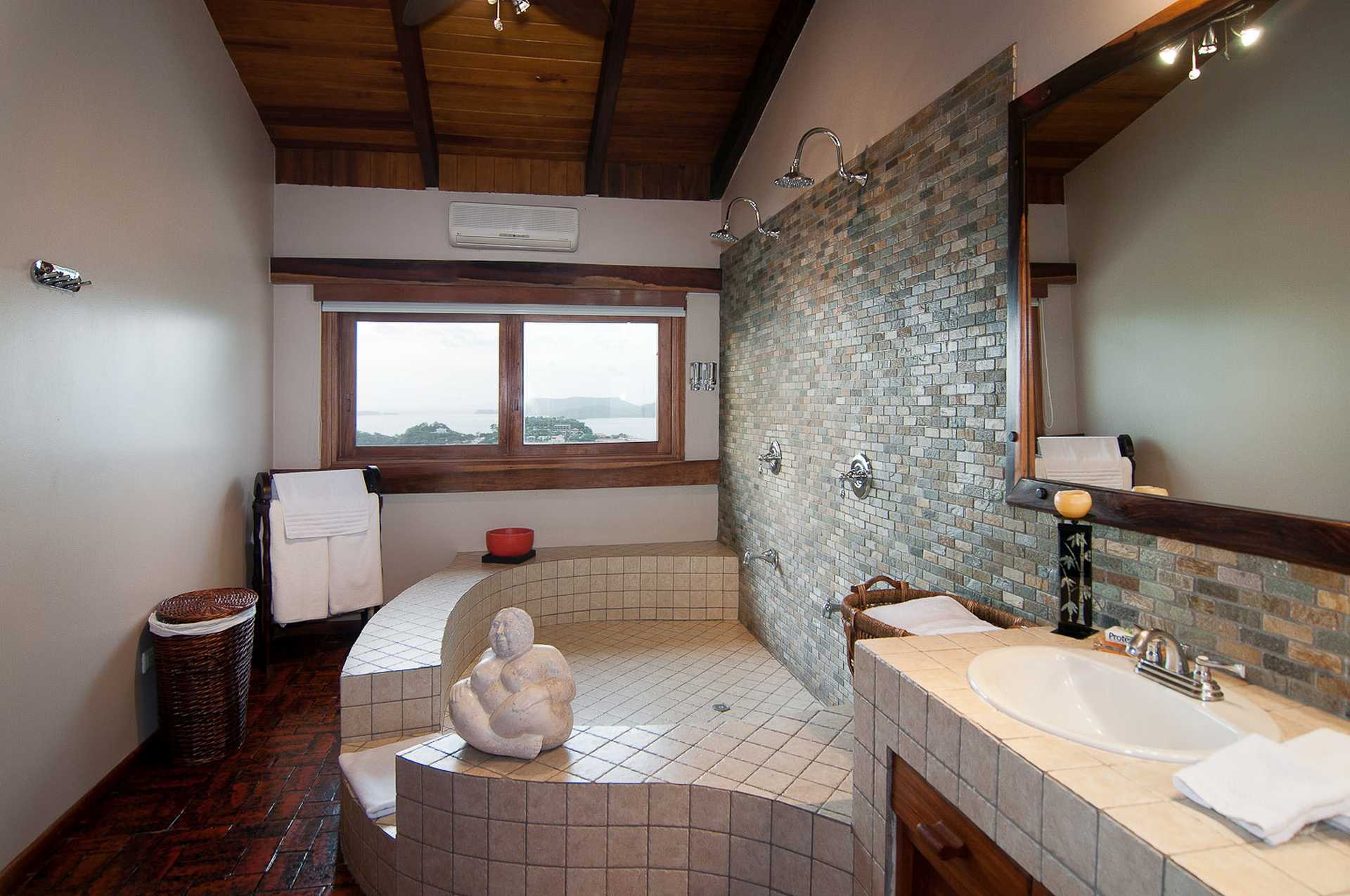 Lovely Vacation Villa in Costa Rica 8 Guests Private Pool