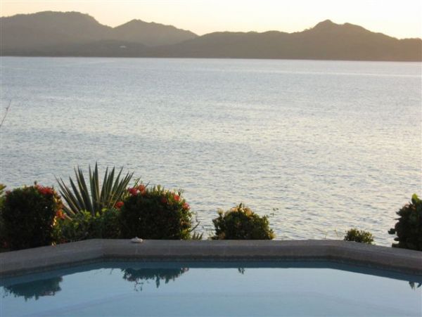 Playa Flamingo Home 964581