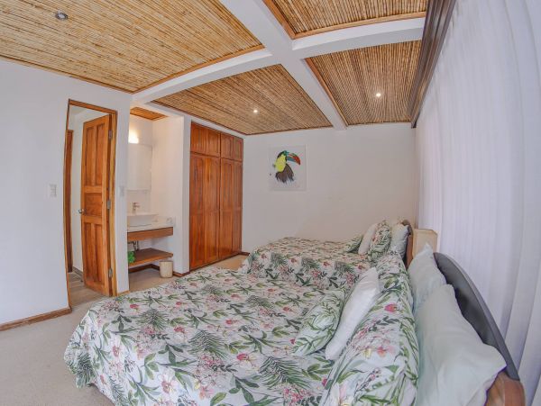 Seven Bedroom Rental Pool Villa Beachfront Flamingo