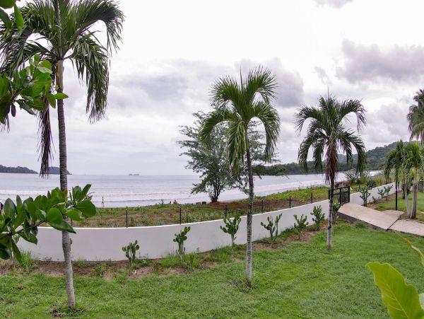 Seven Bedroom Rental Pool Villa Beachfront Flamingo