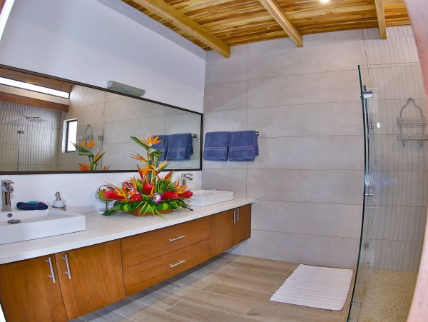 Seven Bedroom Rental Pool Villa Beachfront Flamingo