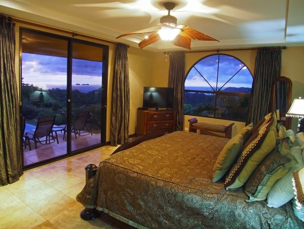 Luxury Vacation Villa in Costa Rica 8 Guests Ocean Views