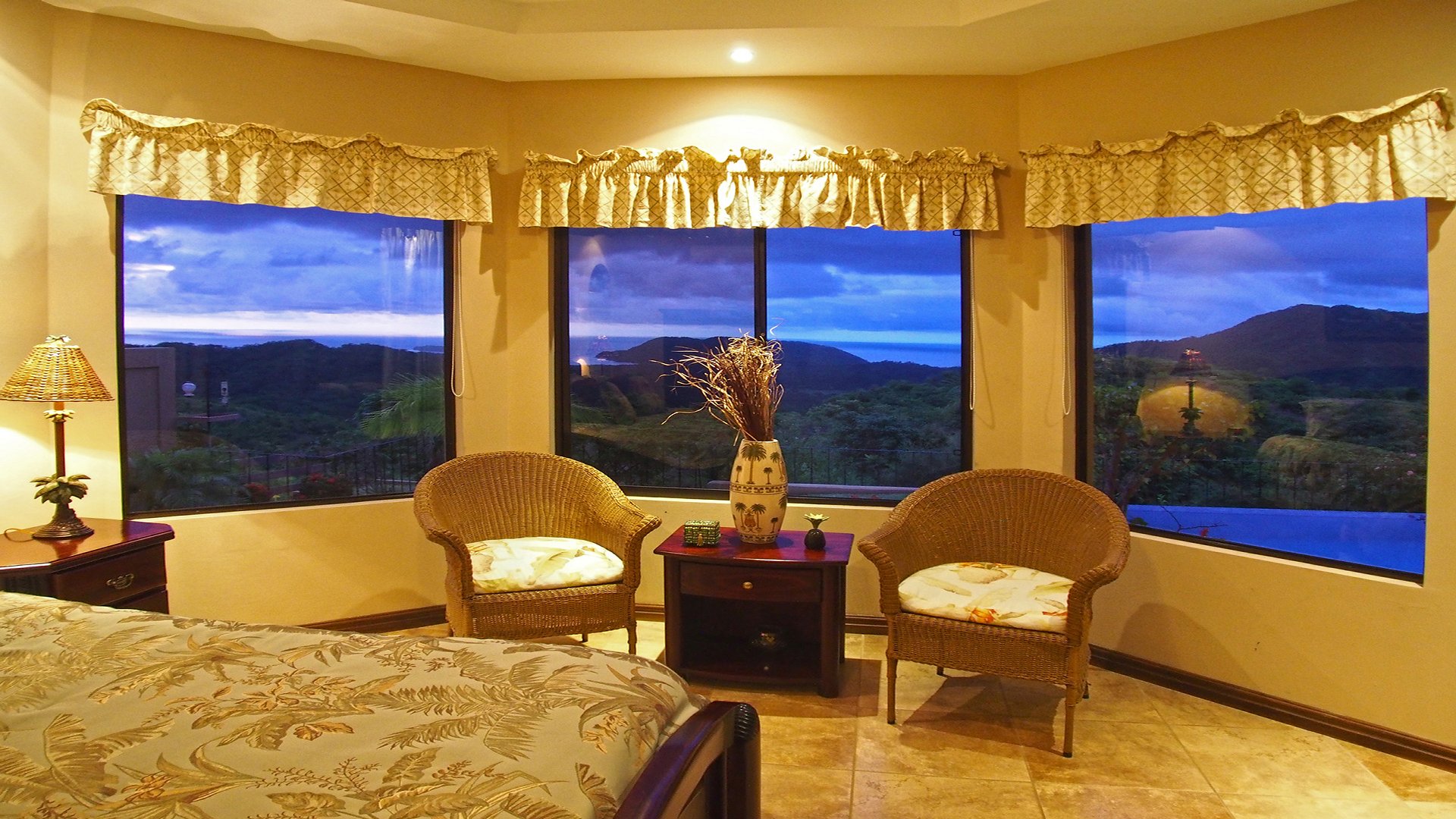 Luxury Vacation Villa in Costa Rica 8 Guests Ocean Views