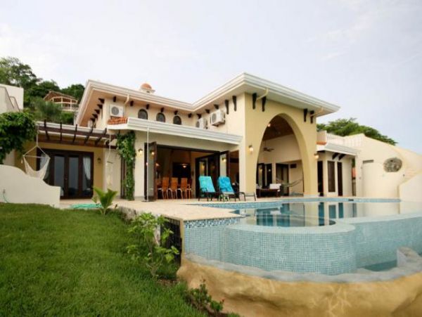 Four Bedroom Playa Flamingo Villa Pool
