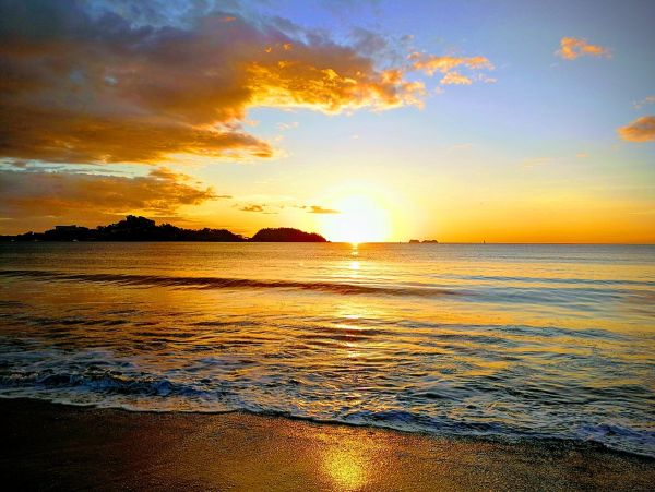 Seven Bedroom Stunning Beachfront Vacation Home in Playa Potrero