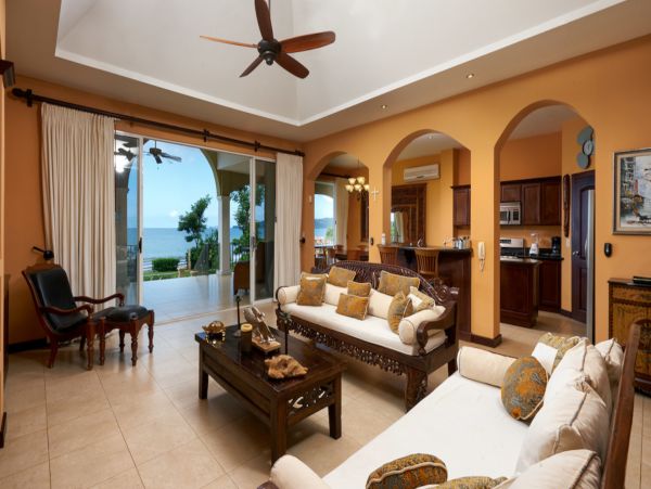 Seven Bedroom Stunning Beachfront Vacation Home in Playa Potrero