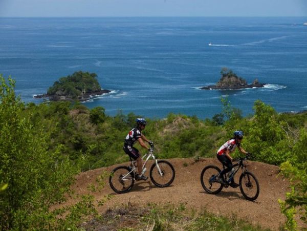 Costa Rica Vacation Condo with Stunning Views Sleeps Four