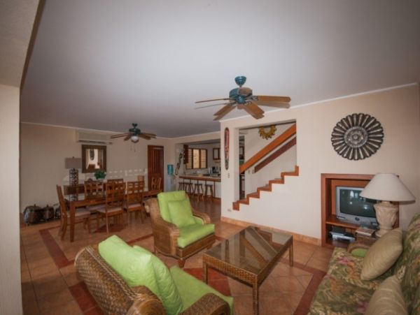 Playa Ocotal Three Bedroom Vacation Villa Beachfront