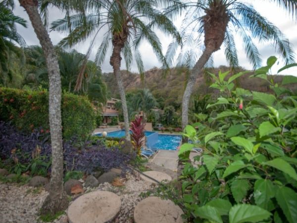 Playa Ocotal Three Bedroom Vacation Villa Beachfront
