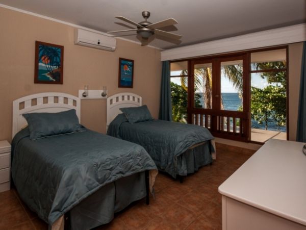 Playa Ocotal Three Bedroom Vacation Villa Beachfront