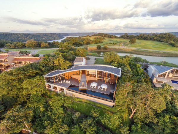 Contemporary, Luxury Vacation Villa