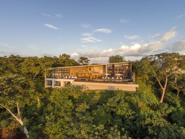Contemporary, Luxury Vacation Villa