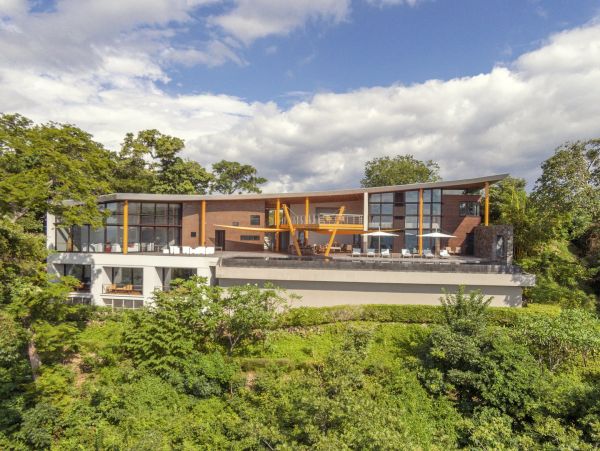 Contemporary, Luxury Vacation Villa