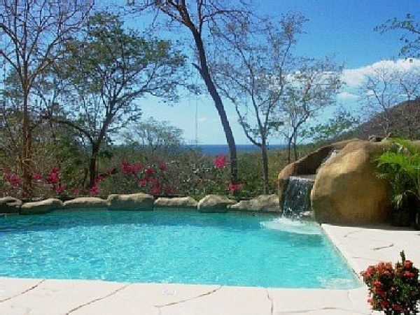 Villa luxury 3 Blocks from the Beach