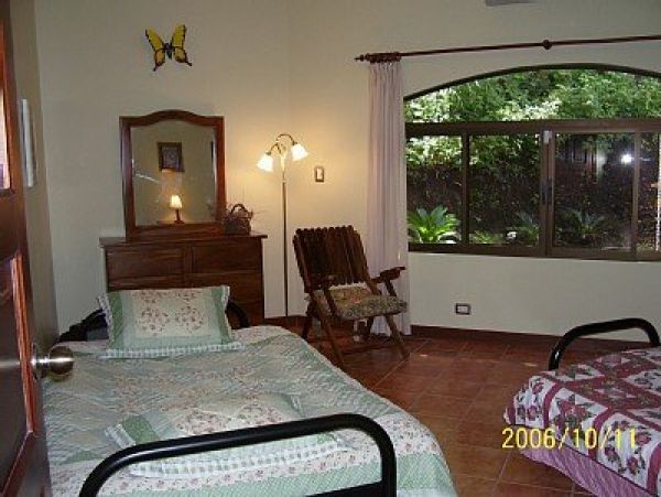 Villa luxury 3 Blocks from the Beach