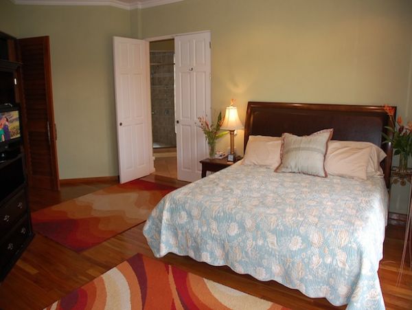 Four Bedroom Villa with Magnificent Pool