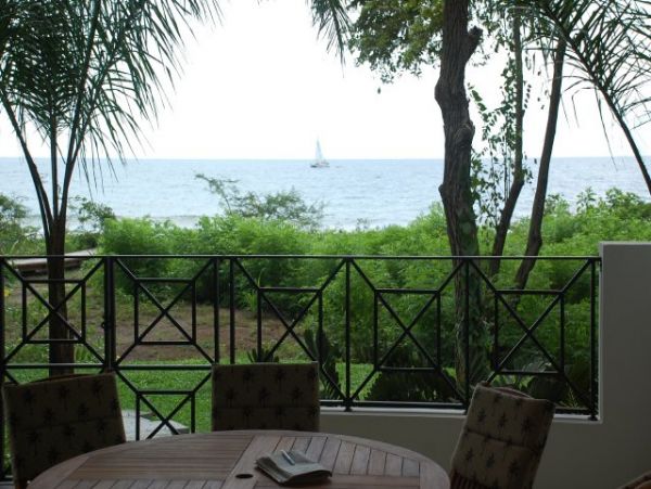 Playa Hermos Beachfront Condo