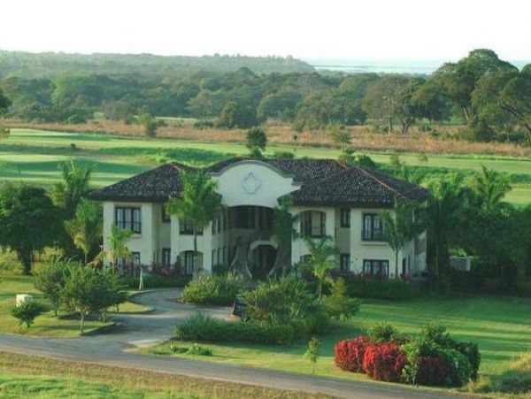 Costa Rica Luxury Vacation 8 Bedroom Villas Sleeps 16