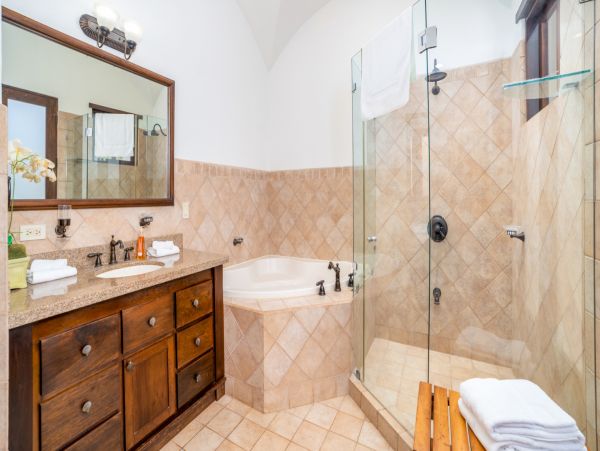 Luxury Six Bedroom Ocean View Vacation Home in Tamarindo