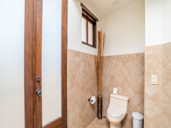 Luxury Six Bedroom Ocean View Vacation Home in Tamarindo