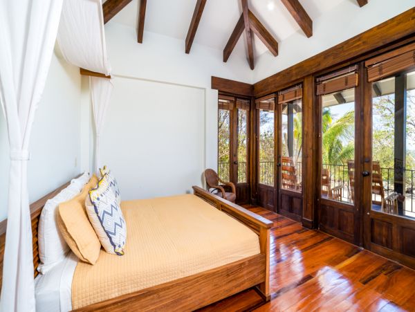 Luxury Six Bedroom Ocean View Vacation Home in Tamarindo