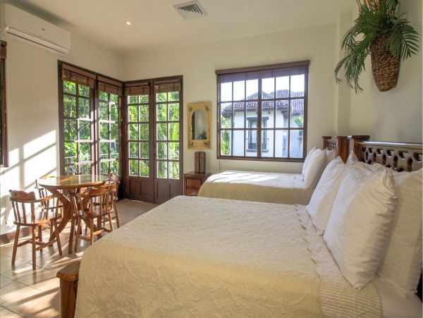 Luxury Six Bedroom Ocean View Vacation Home in Tamarindo