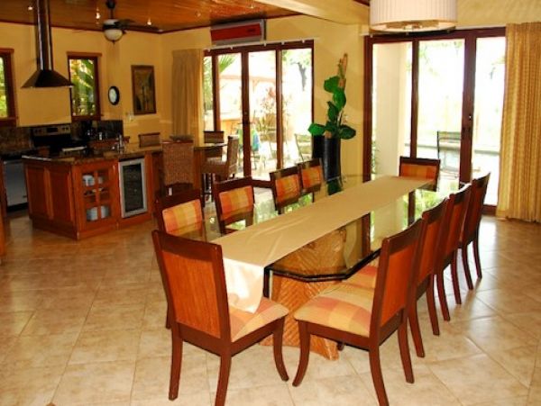 On Beach Tamarindo Vacation Home Five Bedroom with Guest House