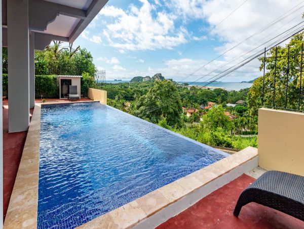 Playa Flamingo Vacation Home One Bedroom