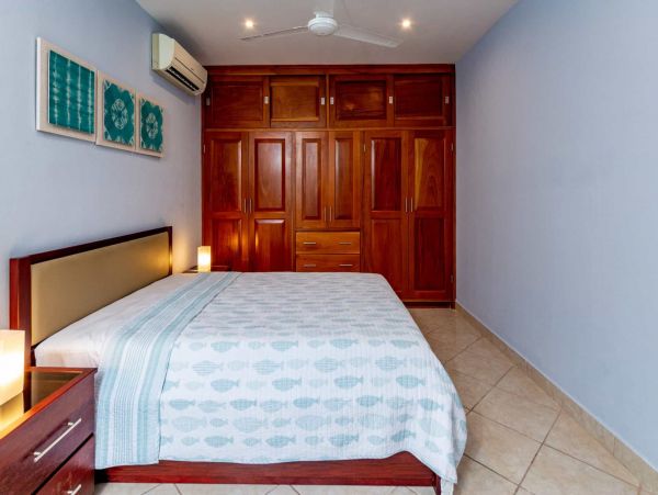 Playa Flamingo Condo 964725