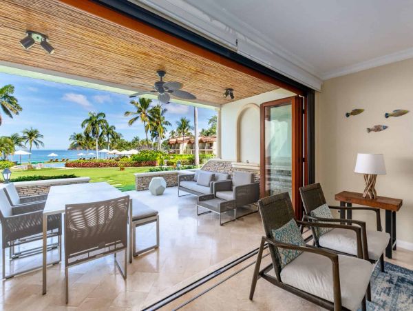 Four Bedroom Beachfront Vacation Rental in Playa Flamingo