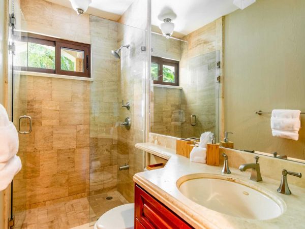 Four Bedroom Beachfront Vacation Rental in Playa Flamingo