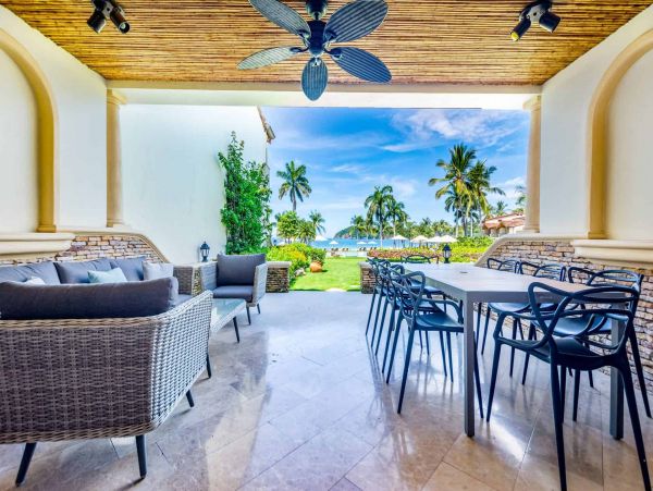 Oceanfront Vacation Condo Two Bedroom in Playa Flamingo