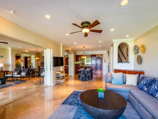 Oceanfront Vacation Condo Two Bedroom in Playa Flamingo