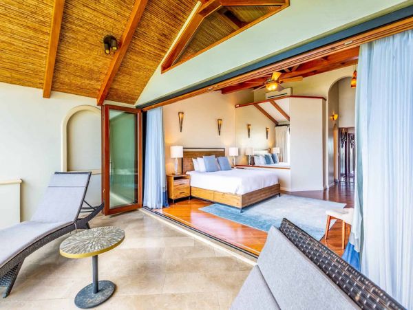 Oceanfront Vacation Condo Two Bedroom in Playa Flamingo