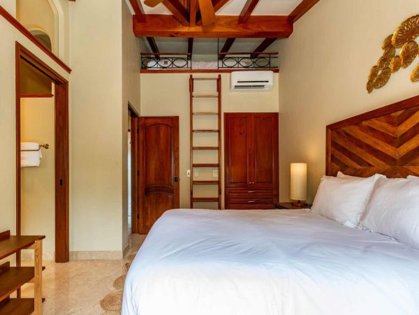 Oceanfront Vacation Condo Two Bedroom in Playa Flamingo
