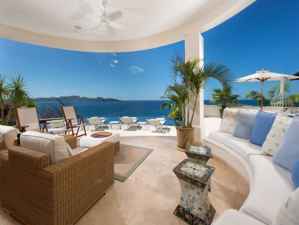 Giant Luxury Villa with Pool and Sumptuous Ocean Views in Flamingo