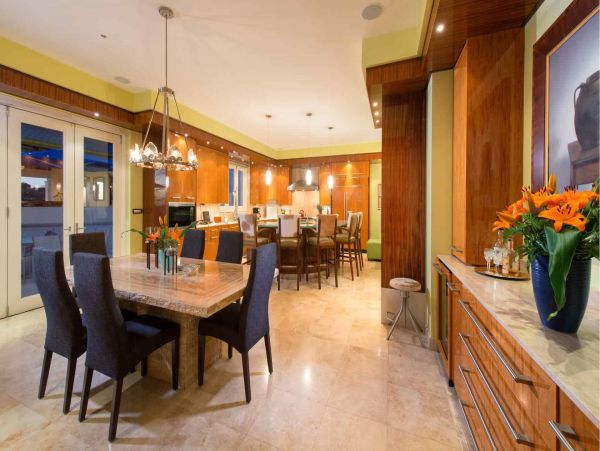 Giant Luxury Villa with Pool and Sumptuous Ocean Views in Flamingo