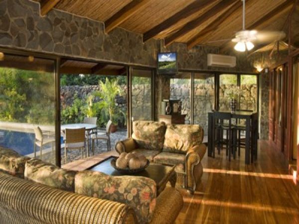 Beachfront Villa with big  pool at Playa Potrero