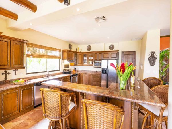 Costa Rica Gorgeous 4 Bedroom Vacation Pool Home Bay Views