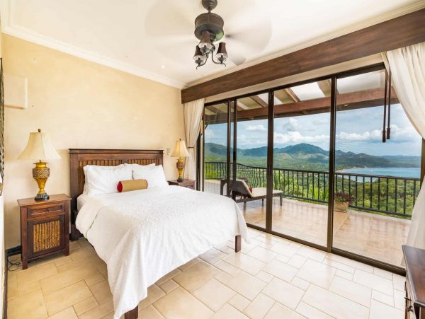 Costa Rica Gorgeous 4 Bedroom Vacation Pool Home Bay Views