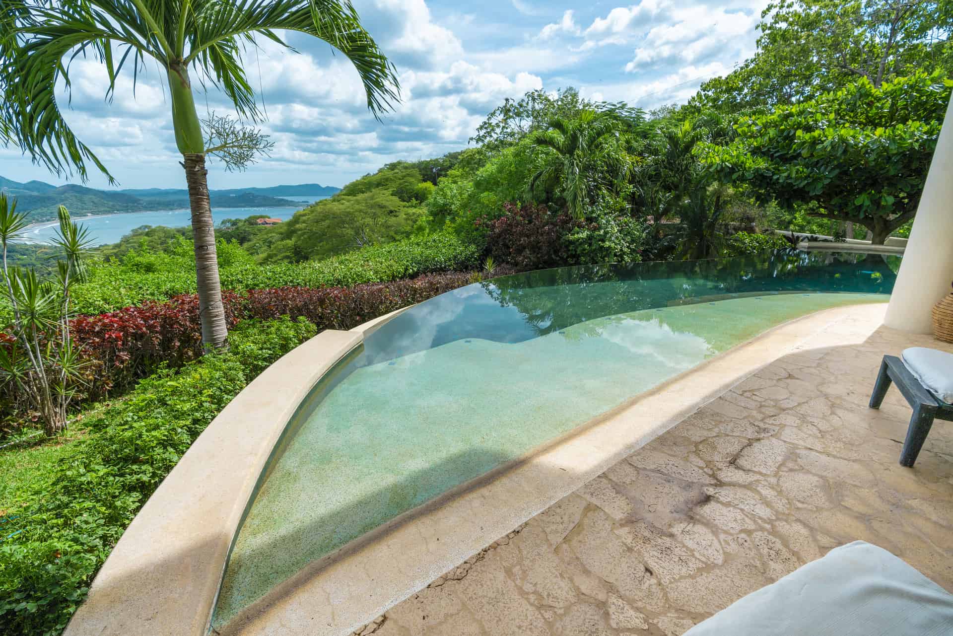 Costa Rica Gorgeous 4 Bedroom Vacation Pool Home Bay Views